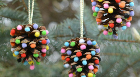 pinecone ornamnet